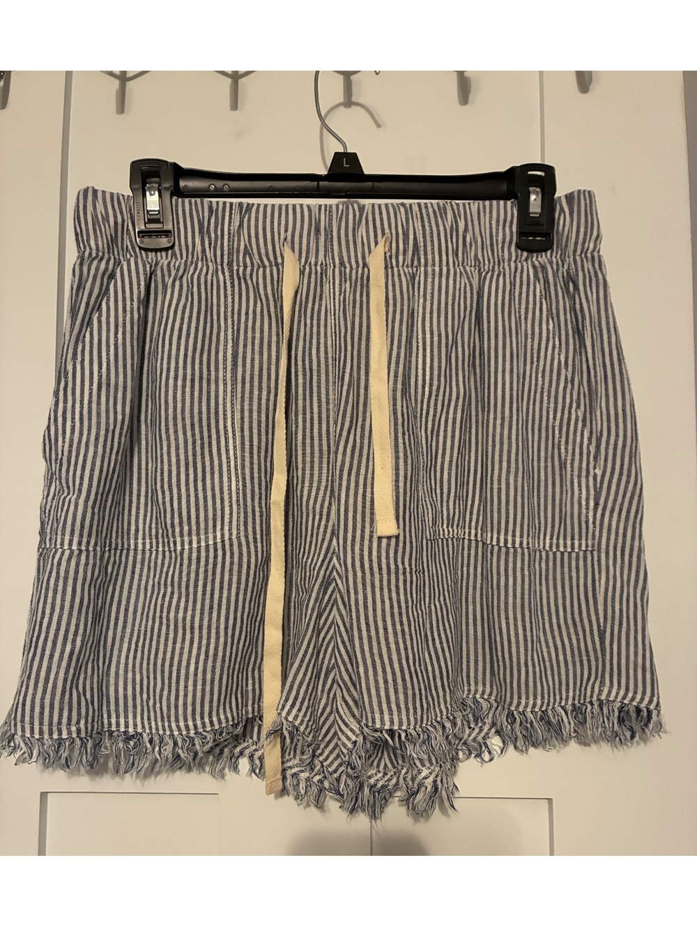 NWT Thread & Supply Blue & White Striped Pull-On Shorts Size L